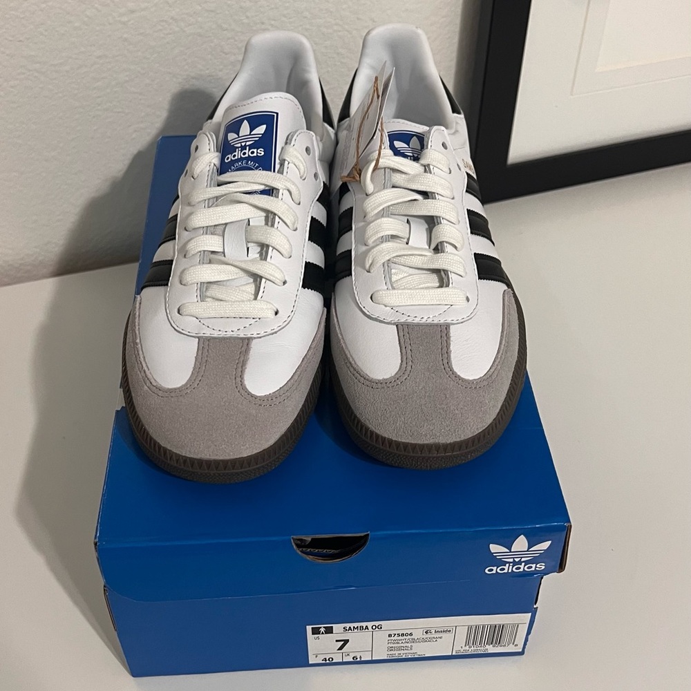Adidas sambas